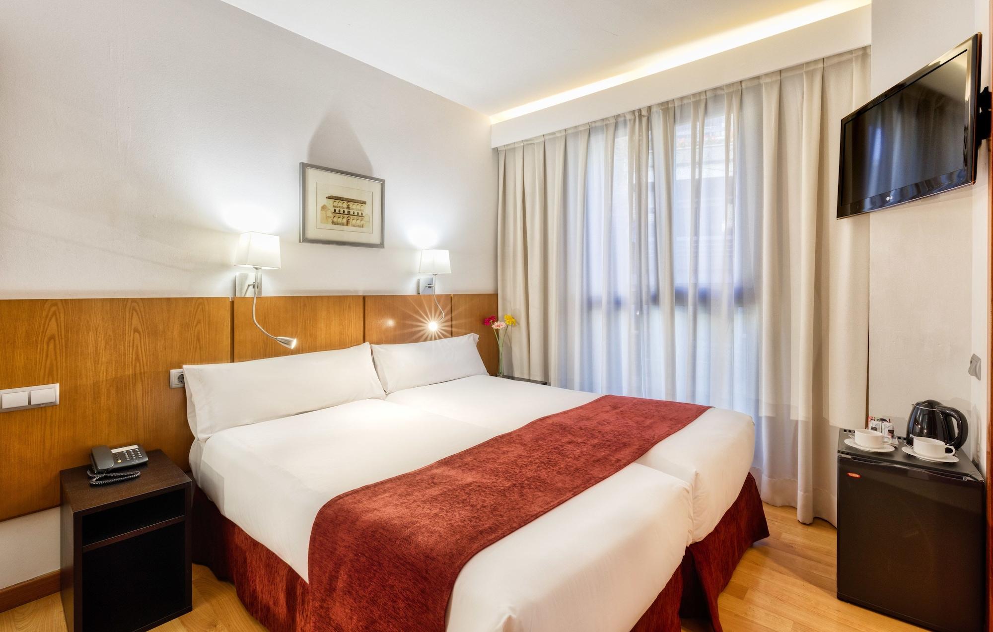 Senator Hotel 4*