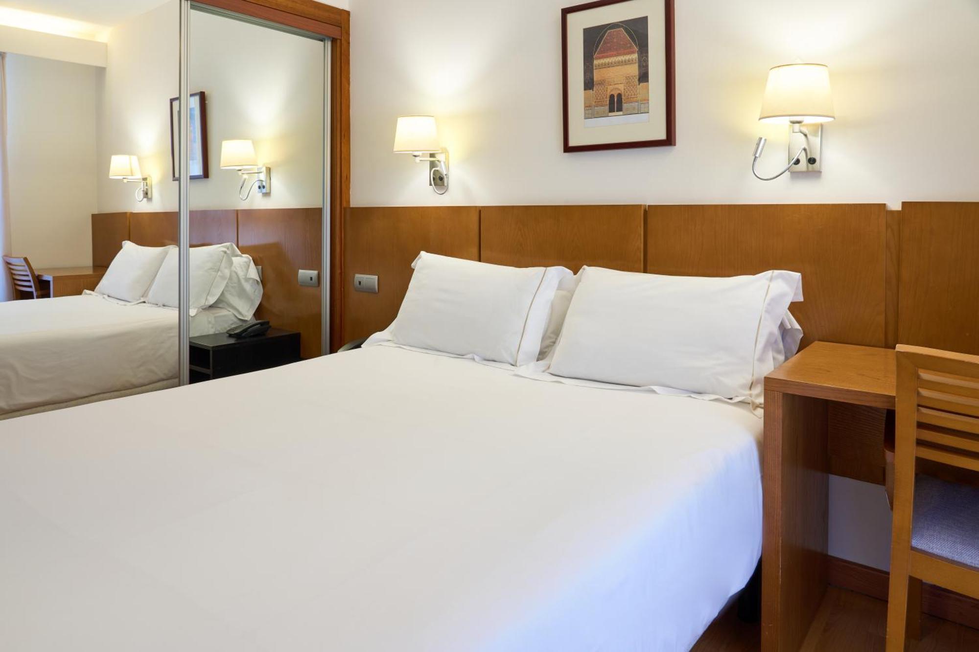 Senator Hotel 4*